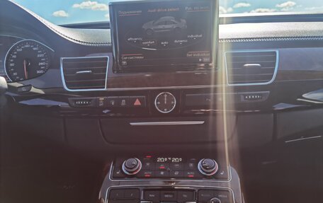 Audi A8, 2011 год, 1 650 000 рублей, 5 фотография