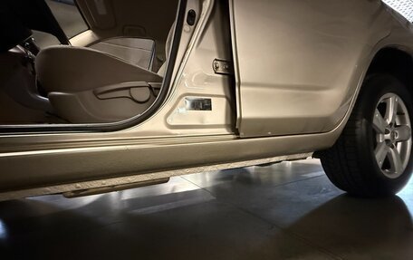 Toyota RAV4, 2006 год, 1 090 000 рублей, 23 фотография