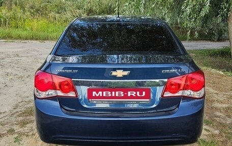 Chevrolet Cruze II, 2011 год, 850 000 рублей, 2 фотография