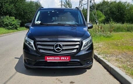Mercedes-Benz Vito, 2015 год, 2 300 000 рублей, 2 фотография