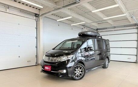 Honda Stepwgn IV, 2015 год, 2 099 000 рублей, 1 фотография