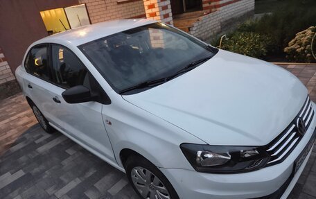 Volkswagen Polo VI (EU Market), 2016 год, 760 000 рублей, 2 фотография