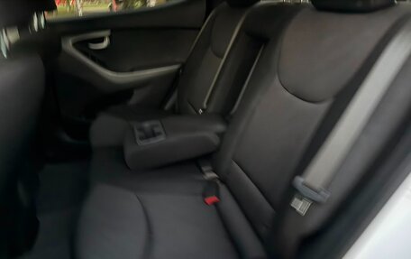 Hyundai Elantra V, 2015 год, 1 050 000 рублей, 16 фотография