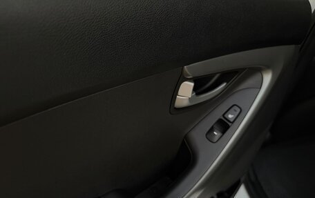 Hyundai Elantra V, 2015 год, 1 050 000 рублей, 14 фотография