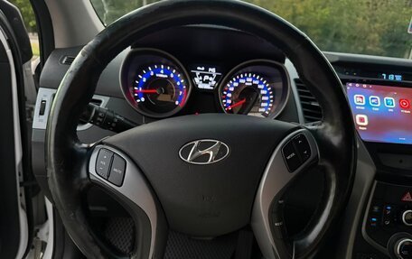 Hyundai Elantra V, 2015 год, 1 050 000 рублей, 18 фотография