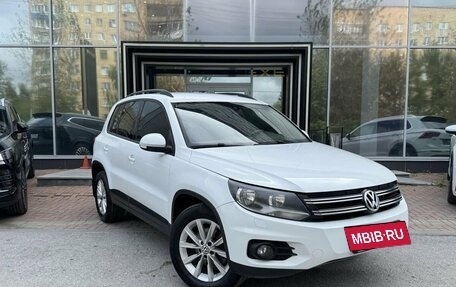 Volkswagen Tiguan I, 2015 год, 1 449 000 рублей, 4 фотография