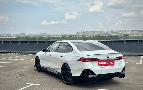 BMW 5 серия, 2025 год, 7 100 000 рублей, 3 фотография