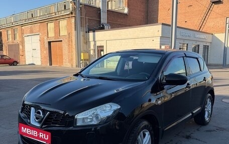 Nissan Qashqai, 2011 год, 990 000 рублей, 2 фотография