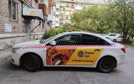 Chevrolet Cruze II, 2012 год, 300 000 рублей, 2 фотография