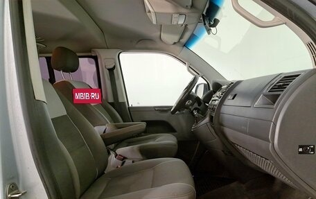 Volkswagen Multivan T5, 2012 год, 1 930 000 рублей, 13 фотография