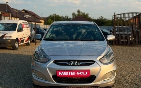 Hyundai Solaris II рестайлинг, 2012 год, 740 000 рублей, 2 фотография