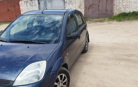 Ford Fiesta, 2002 год, 210 000 рублей, 4 фотография