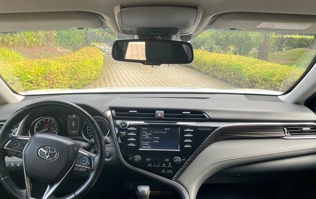 Toyota Camry, 2021 год, 3 200 000 рублей, 9 фотография