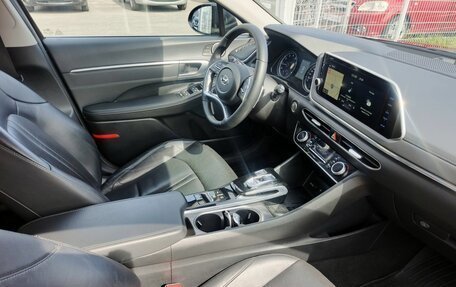 Hyundai Sonata VIII, 2020 год, 1 995 000 рублей, 14 фотография