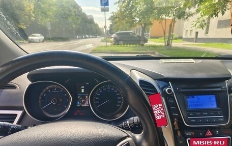 Hyundai i30 II рестайлинг, 2013 год, 1 000 000 рублей, 13 фотография