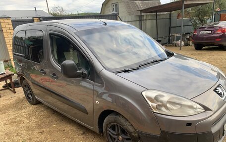 Peugeot Partner II рестайлинг 2, 2009 год, 550 000 рублей, 3 фотография