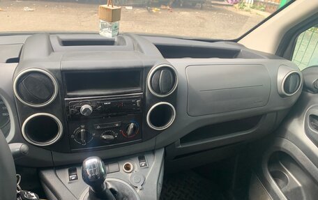Peugeot Partner II рестайлинг 2, 2009 год, 550 000 рублей, 12 фотография