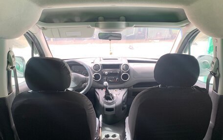 Peugeot Partner II рестайлинг 2, 2009 год, 550 000 рублей, 13 фотография