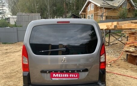 Peugeot Partner II рестайлинг 2, 2009 год, 550 000 рублей, 6 фотография