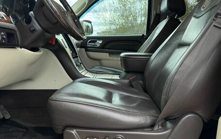 Cadillac Escalade III, 2013 год, 1 899 000 рублей, 27 фотография