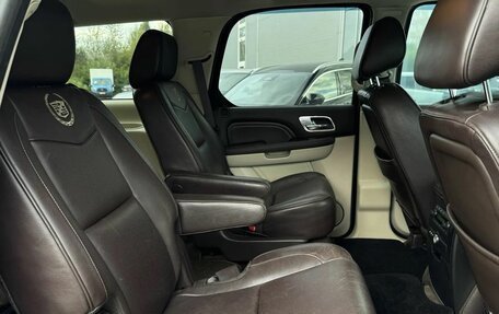 Cadillac Escalade III, 2013 год, 1 899 000 рублей, 34 фотография