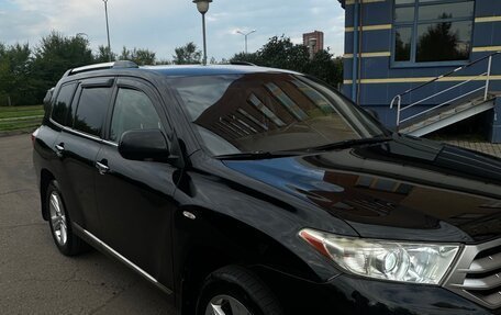Toyota Highlander III, 2011 год, 1 790 000 рублей, 3 фотография