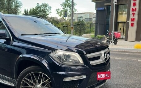 Mercedes-Benz GL-Класс, 2015 год, 3 600 000 рублей, 18 фотография