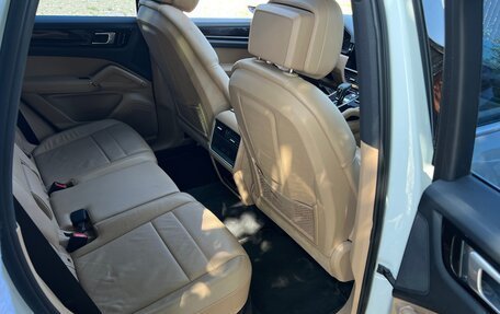 Porsche Cayenne III, 2019 год, 2 700 000 рублей, 11 фотография