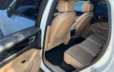 Porsche Cayenne III, 2019 год, 2 700 000 рублей, 12 фотография