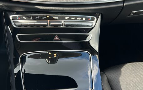 Mercedes-Benz E-Класс, 2017 год, 3 100 000 рублей, 11 фотография