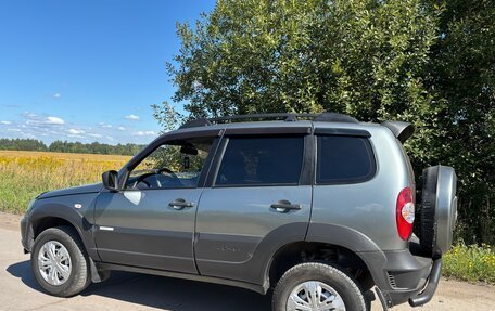 Chevrolet Niva I рестайлинг, 2013 год, 490 000 рублей, 5 фотография