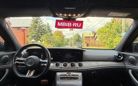 Mercedes-Benz E-Класс, 2020 год, 4 200 000 рублей, 6 фотография