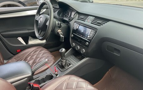 Skoda Octavia, 2017 год, 1 500 000 рублей, 2 фотография