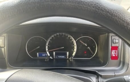 Toyota HiAce H200, 2018 год, 3 799 000 рублей, 5 фотография