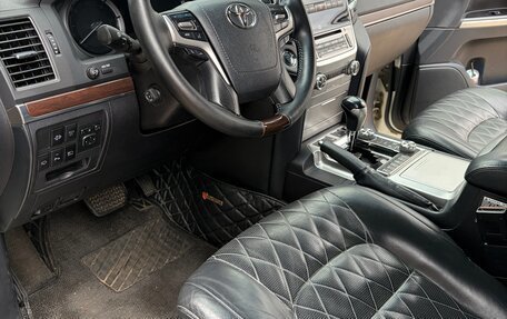 Toyota Land Cruiser 200, 2016 год, 5 900 000 рублей, 10 фотография