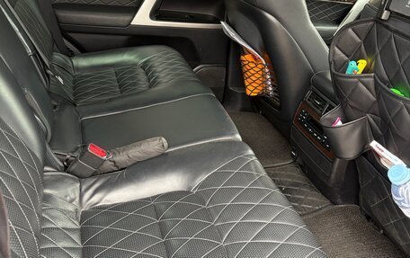 Toyota Land Cruiser 200, 2016 год, 5 900 000 рублей, 9 фотография