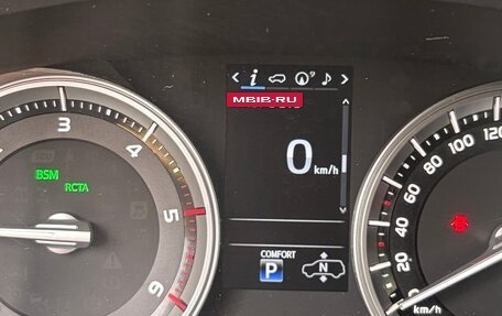 Toyota Land Cruiser 200, 2016 год, 5 900 000 рублей, 11 фотография
