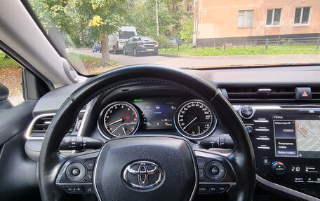 Toyota Camry, 2018 год, 3 050 000 рублей, 12 фотография