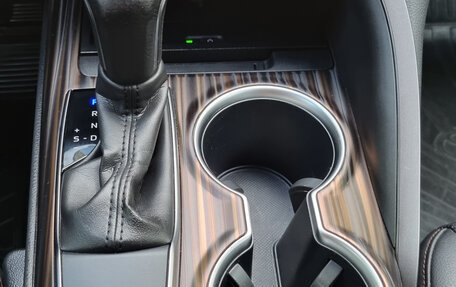 Toyota Camry, 2018 год, 3 050 000 рублей, 18 фотография