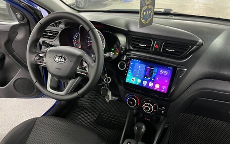 KIA Rio III рестайлинг, 2013 год, 825 000 рублей, 12 фотография