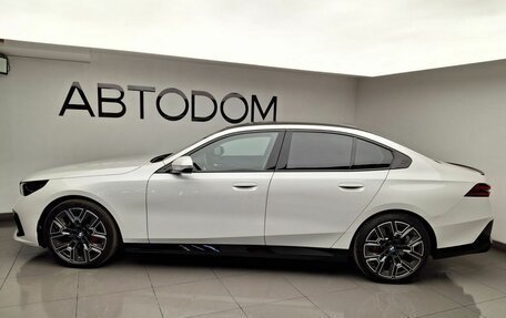 BMW 5 серия, 2025 год, 9 450 000 рублей, 2 фотография