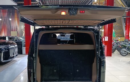Mercedes-Benz Vito, 2025 год, 11 900 000 рублей, 9 фотография