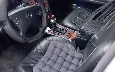 Mercedes-Benz E-Класс, 1997 год, 205 000 рублей, 3 фотография