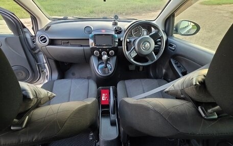 Mazda Demio III (DE), 2014 год, 666 000 рублей, 23 фотография