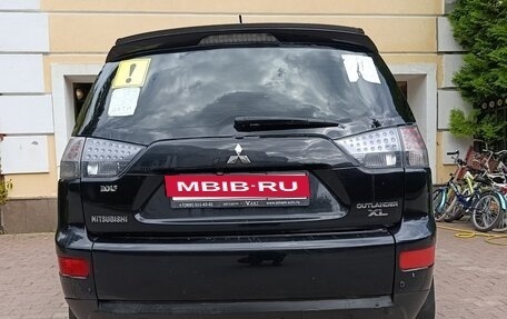 Mitsubishi Outlander III рестайлинг 3, 2007 год, 950 000 рублей, 4 фотография