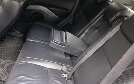 Mitsubishi Outlander III рестайлинг 3, 2007 год, 950 000 рублей, 10 фотография