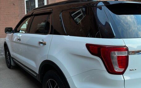 Ford Explorer VI, 2017 год, 2 590 000 рублей, 6 фотография