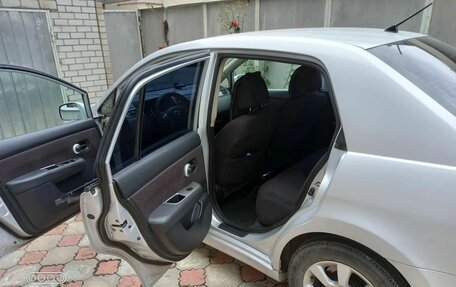 Nissan Tiida, 2012 год, 950 000 рублей, 4 фотография