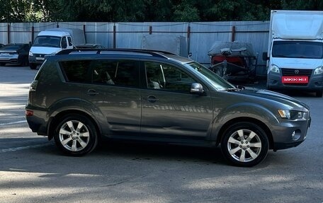 Mitsubishi Outlander III рестайлинг 3, 2011 год, 890 000 рублей, 5 фотография