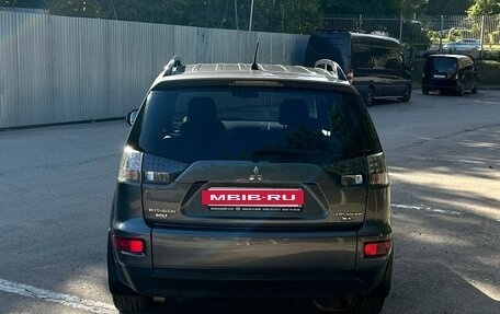 Mitsubishi Outlander III рестайлинг 3, 2011 год, 890 000 рублей, 8 фотография